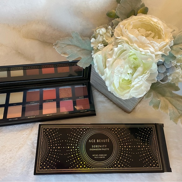 Ace Beautē Serenity Eyeshadow Palette - Picture 2 of 5